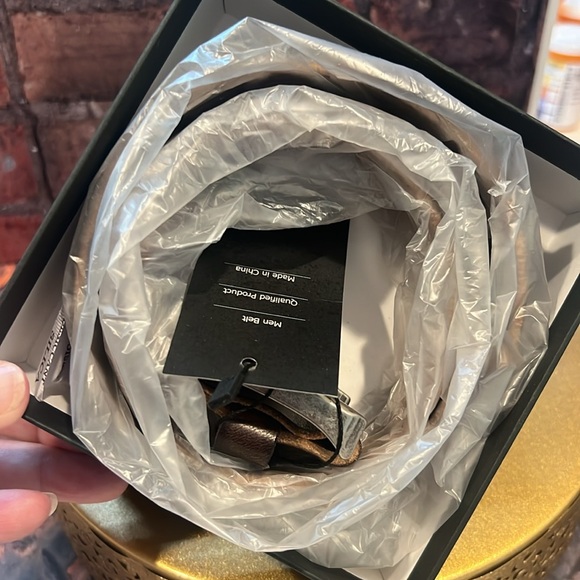 NWT men’s genuine leather/dark brown belt Sz 32 - Picture 6 of 6